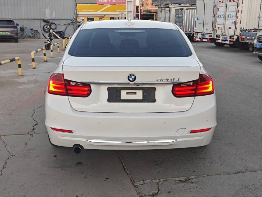 BMW 3 Series 2015 #3 BMW 3 Series 2015 car image #3