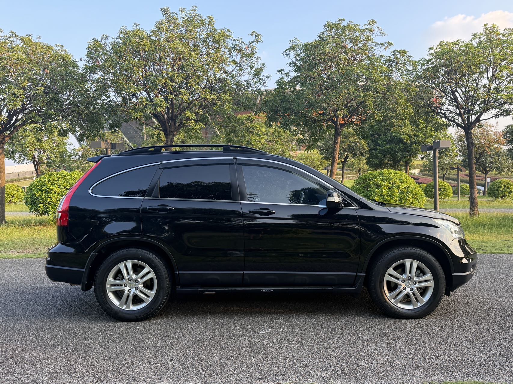 Honda CR-V 2010 car image #6