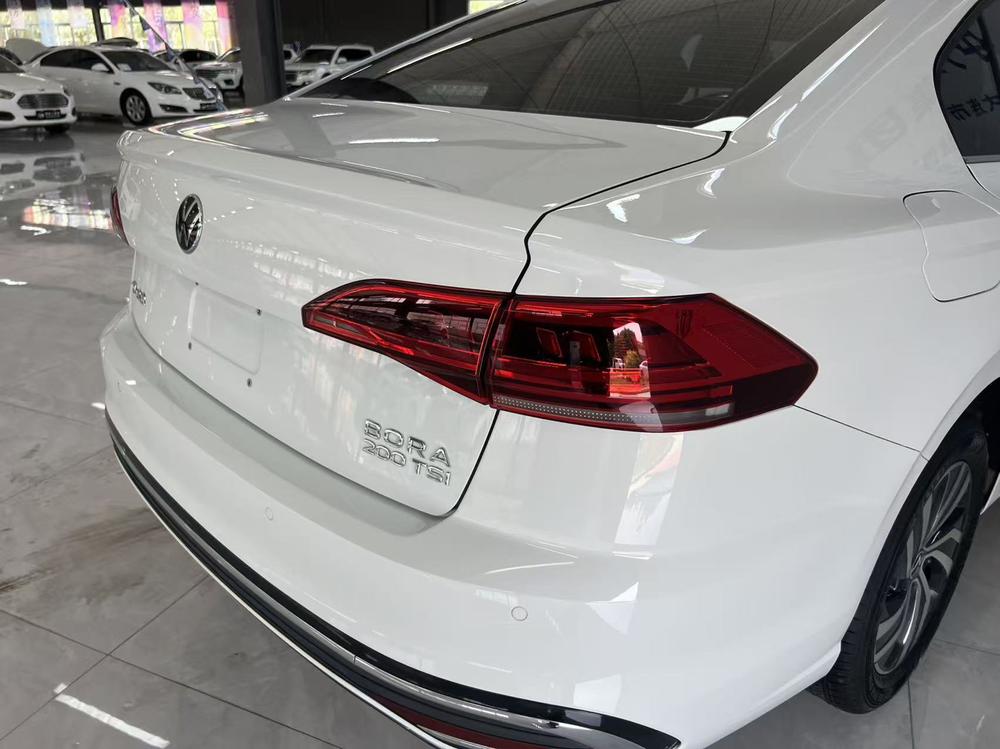 Volkswagen Bora 2022 car image #8