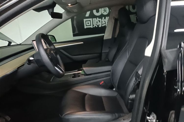 Tesla Model Y 2021 #15 Tesla Model Y 2021 car image #15
