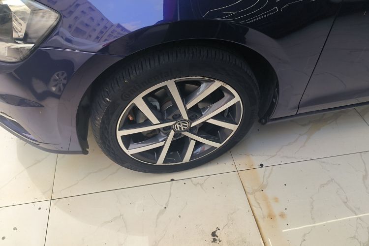 Volkswagen Golf 2020 immagine di auto #9