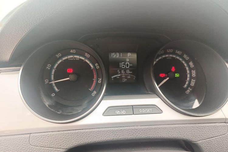 Skoda Rapid 2021 car image #12