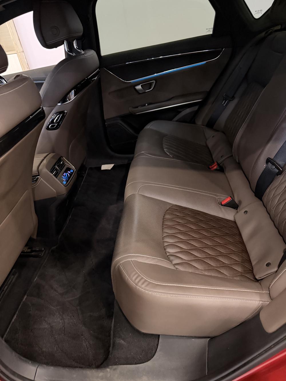 BYD Han 2021 immagine di auto #8