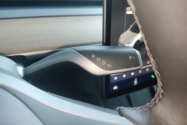 Tesla Model Y 2022 #14 Tesla Model Y 2022 immagine di auto #14