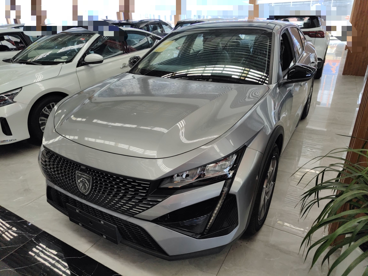 Peugeot 408X 汽车图片 