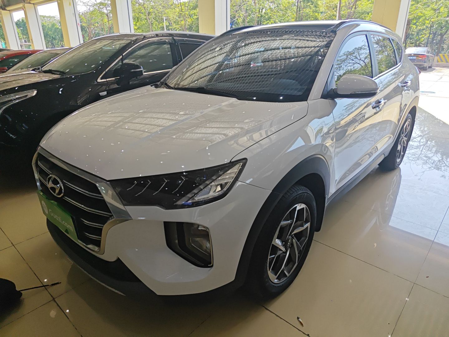 Hyundai Tucson (Imported) 2019 car image 