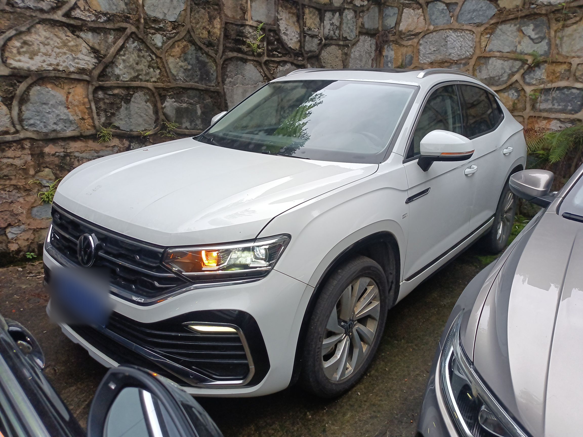 Volkswagen Tayron X 2022 car image 