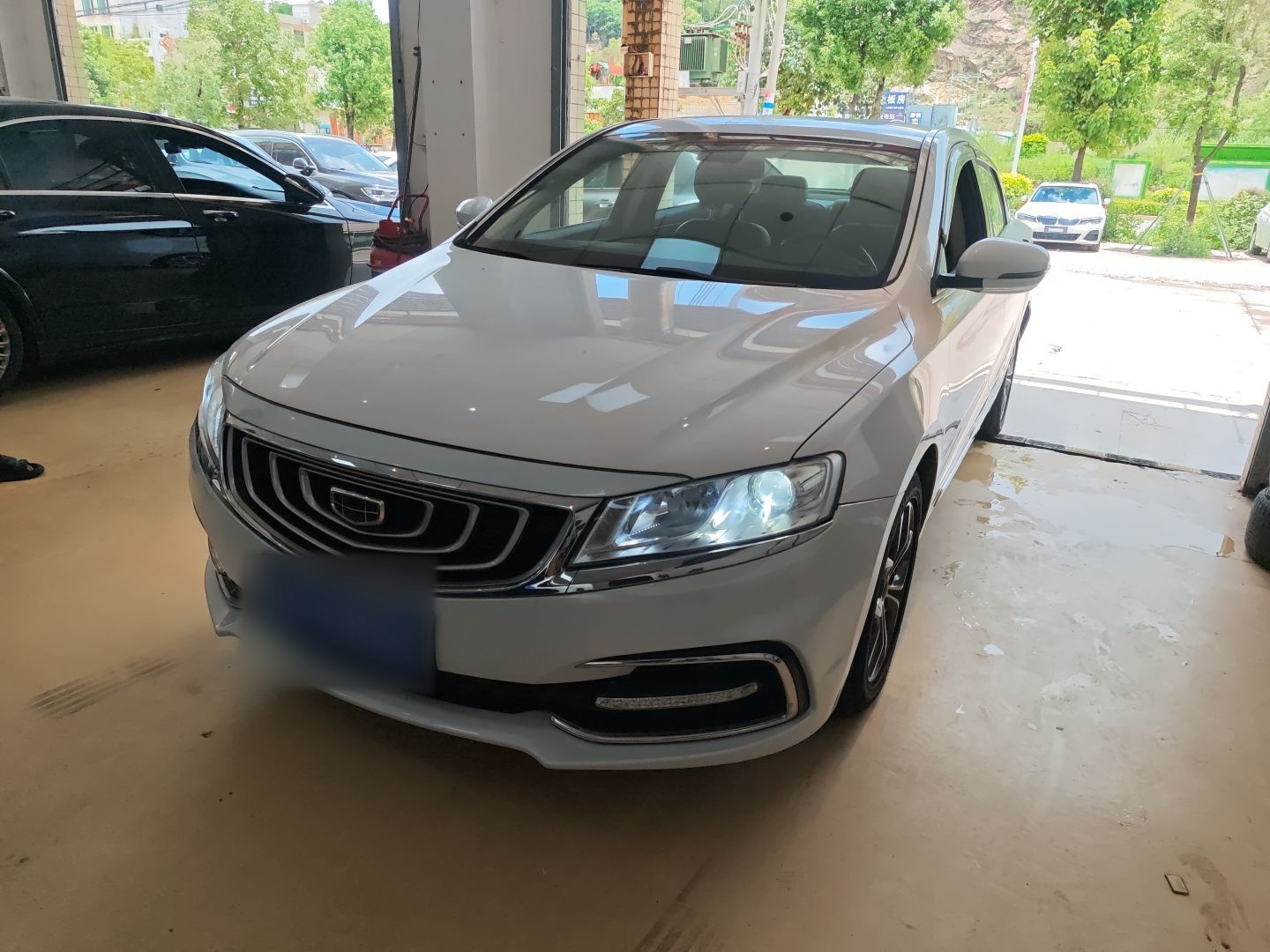 GEELY Ulion 2017 GEELY Ulion 2017 immagine di auto