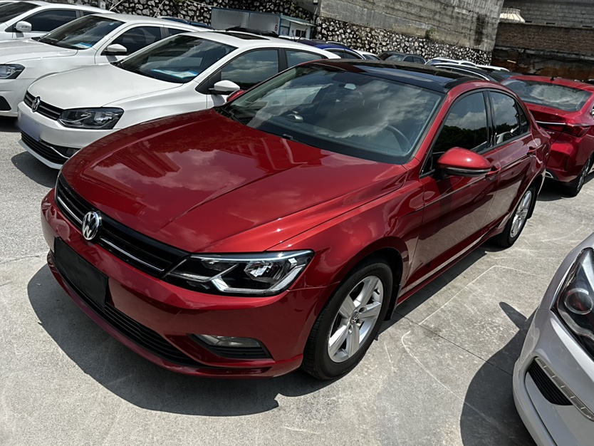 Volkswagen Lamando 2017 Volkswagen Lamando 2017 immagine di auto