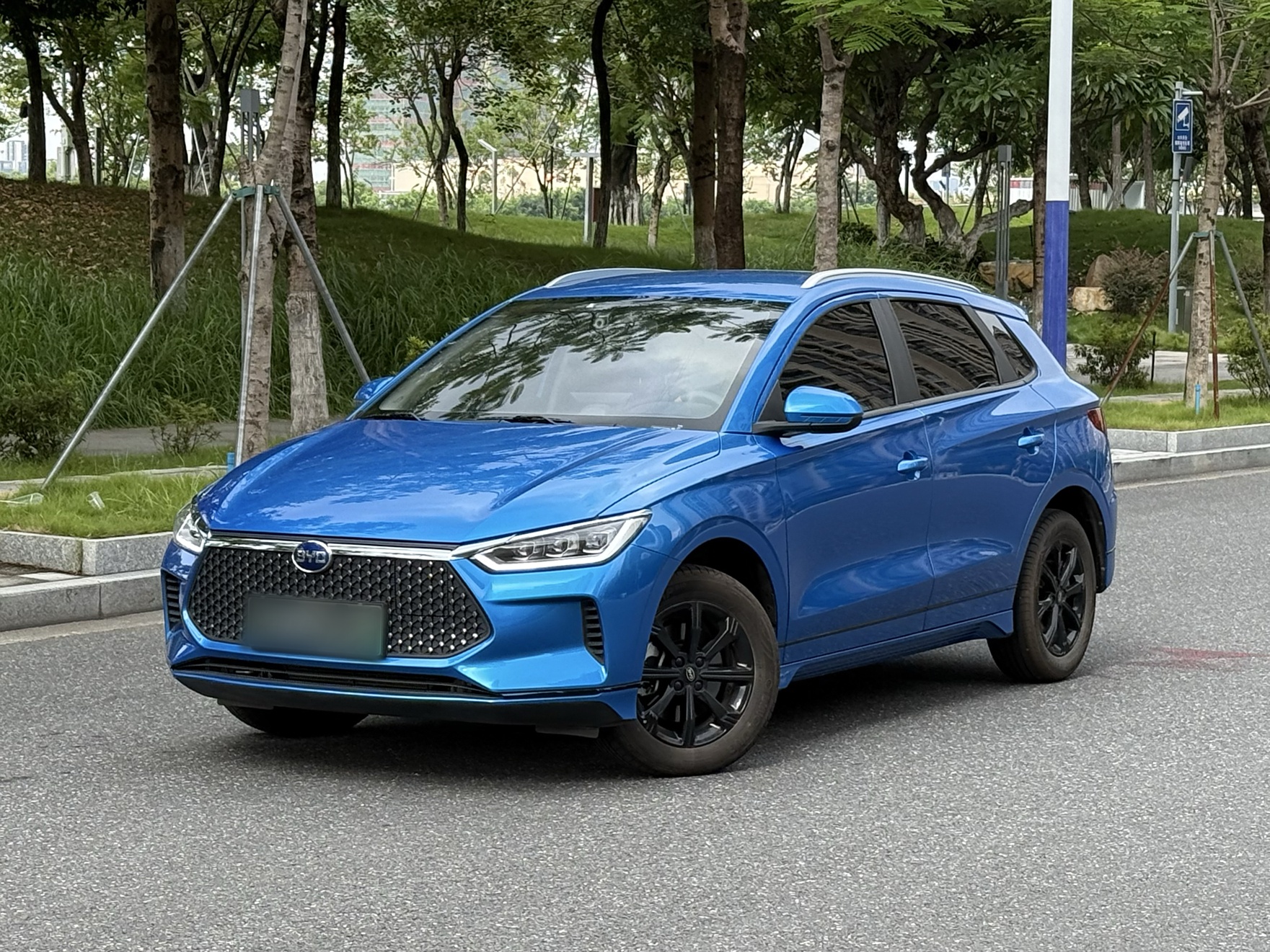 BYD e2 2020 BYD e2 2020 immagine di auto