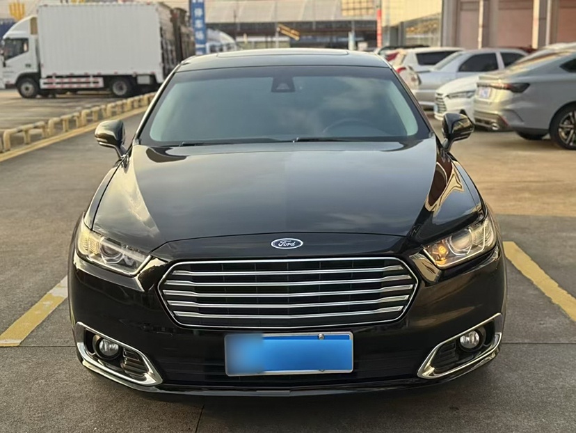 Ford Taurus 2016 car image 