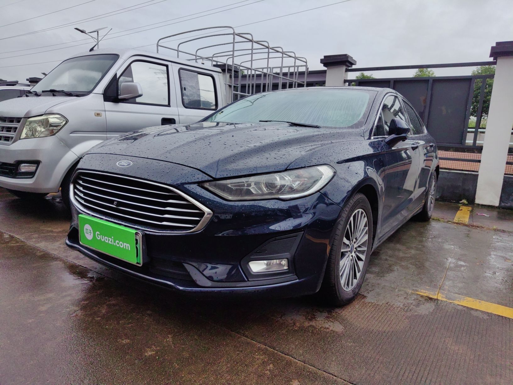 Ford Mondeo New Energy 2020 car image 