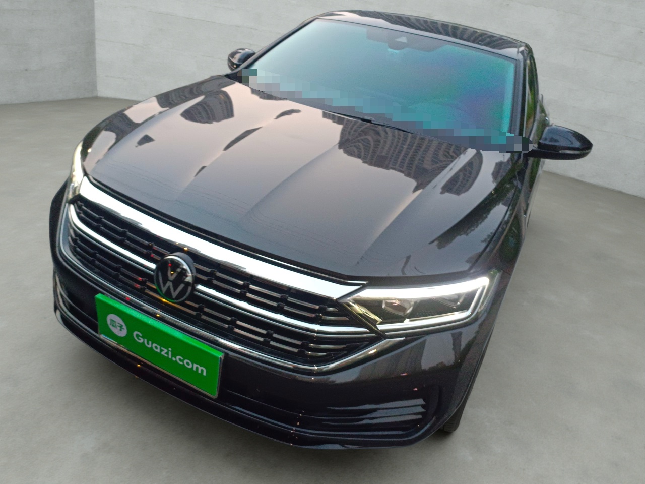 Volkswagen Sagitar 2024 immagine di auto 