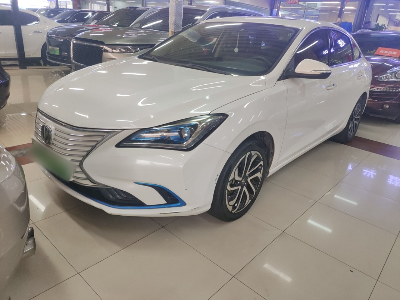 Changan Eado EV 2019 car image 