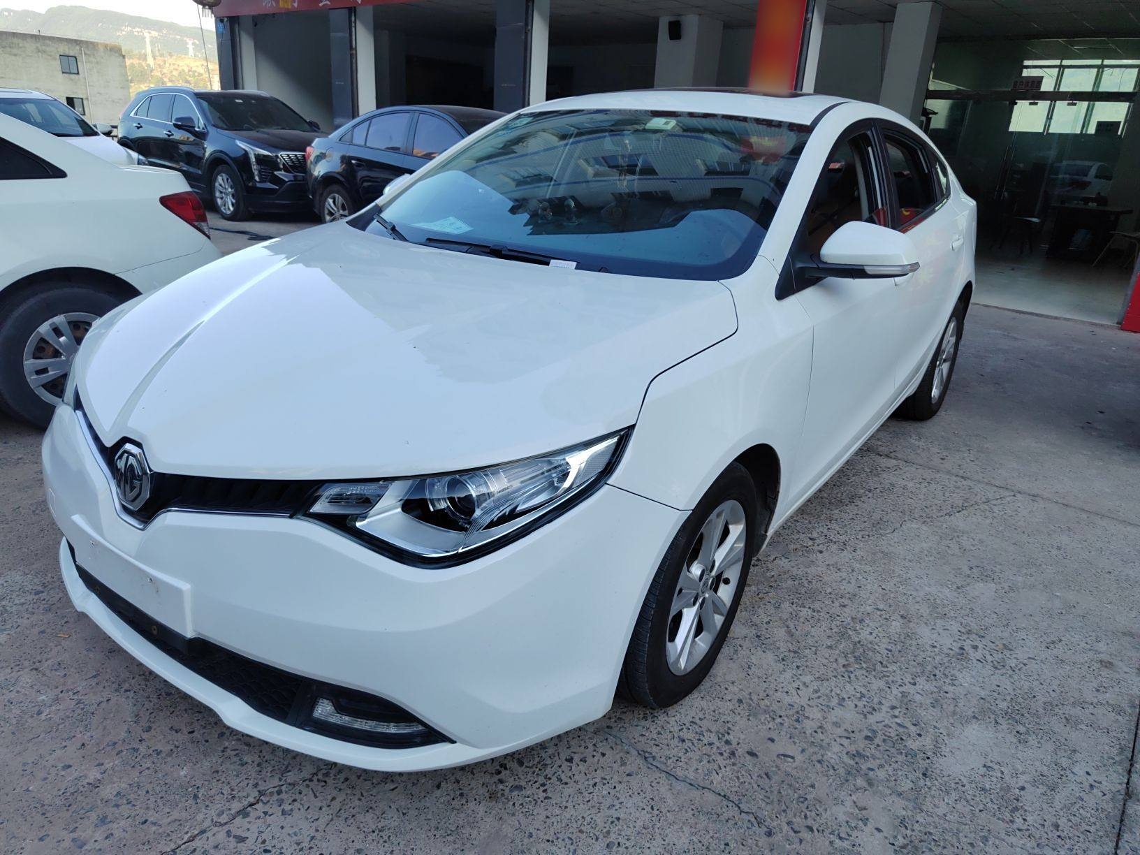 MG GT 2016 MG GT 2016 car image