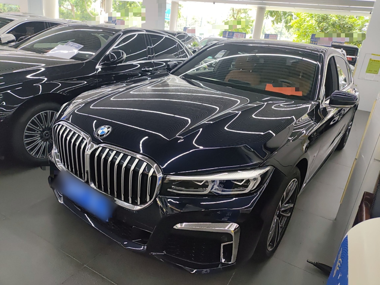 BMW M760Le 2021 car image 