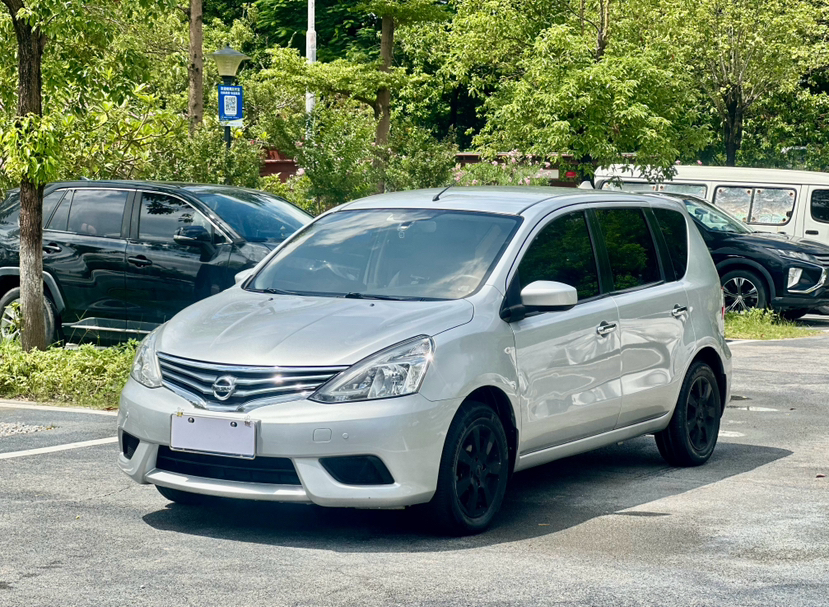 Nissan Livina 2018 汽车图片 