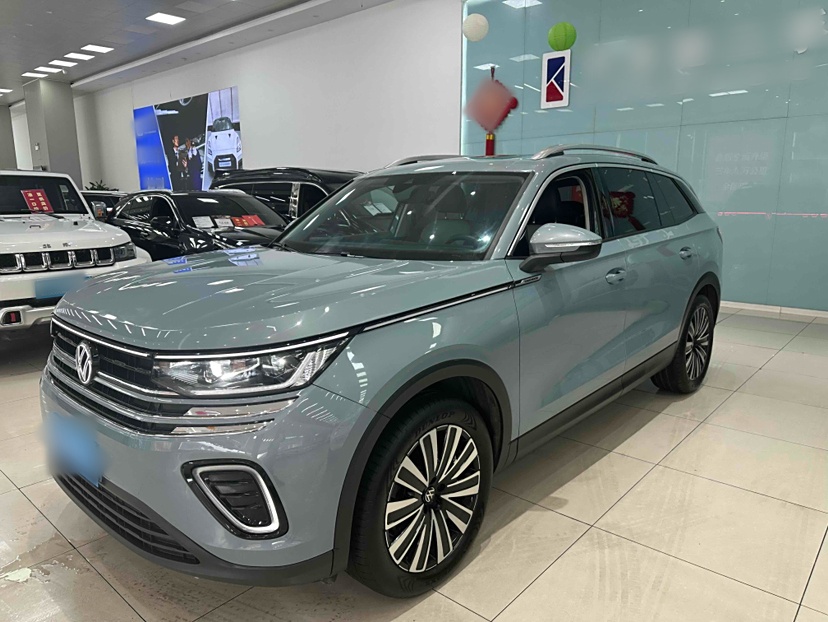 Volkswagen Tavendor 2024 immagine di auto 