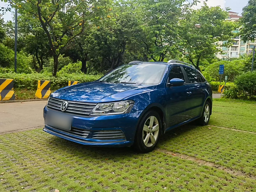 Volkswagen Gran Lavida 2017 immagine di auto 