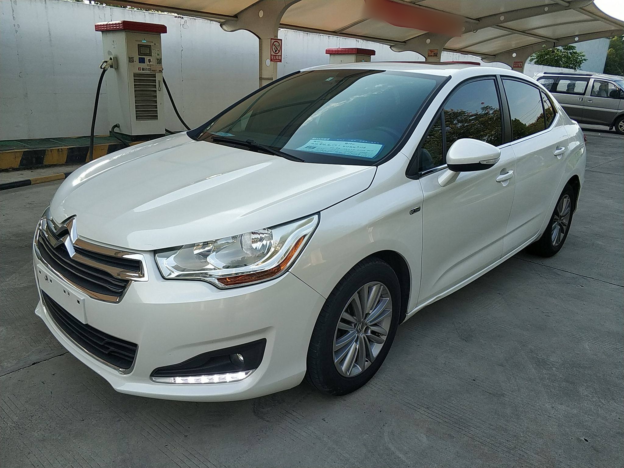 Citroen C4L 2016 Citroen C4L 2016 image de voiture