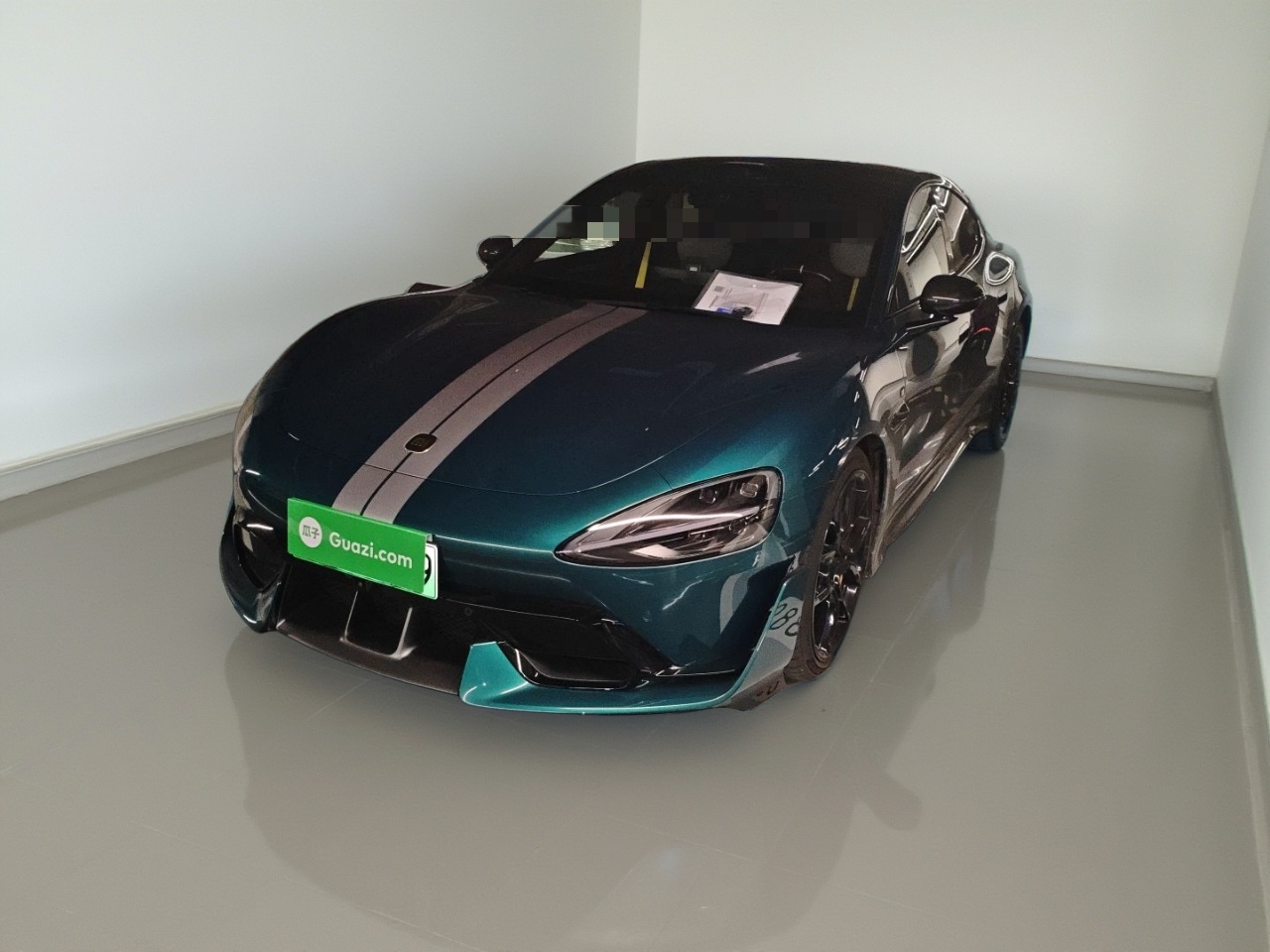 MI SU7 Ultra 2025 汽车图片 