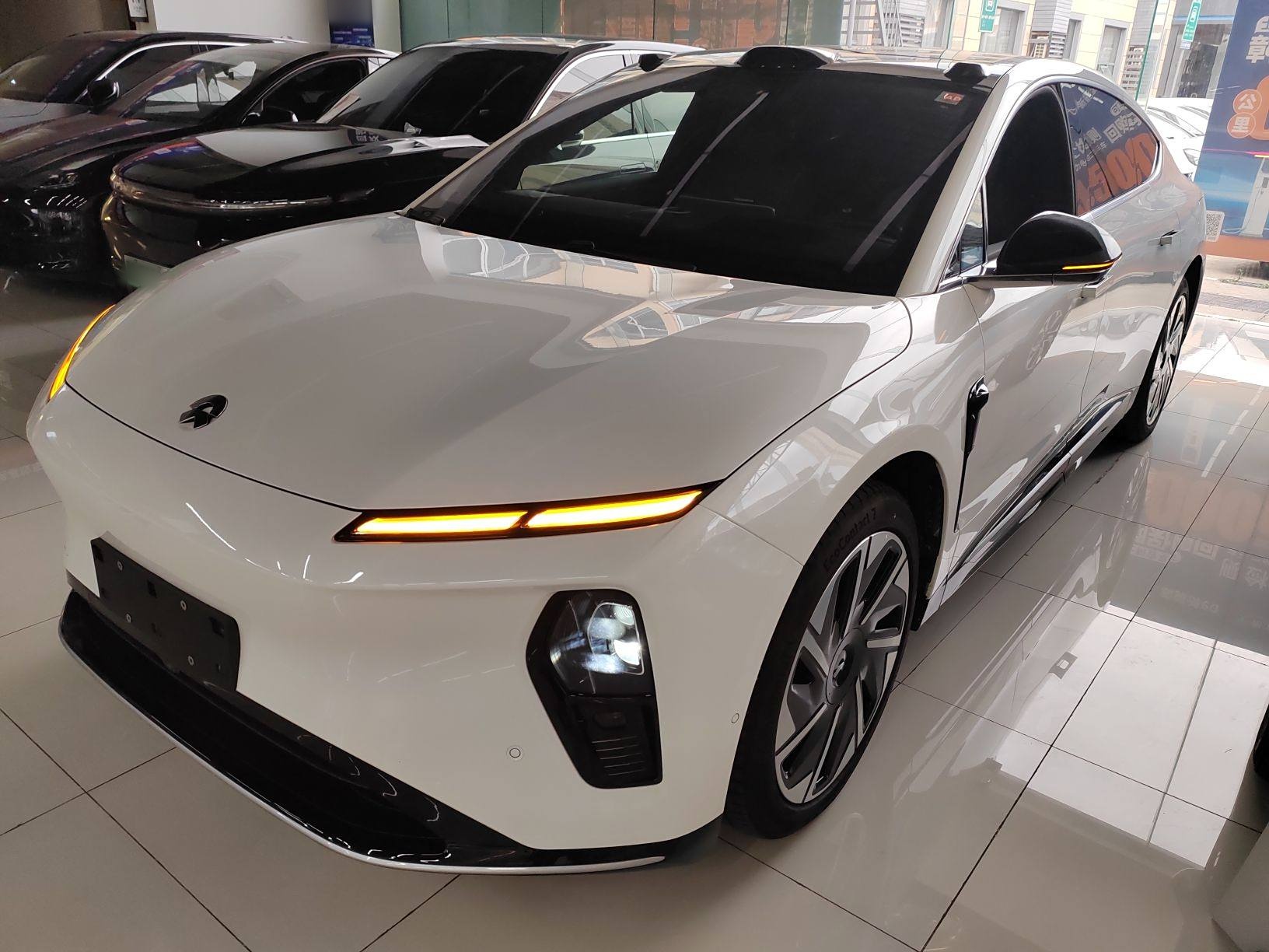 NIO ET9 2024 汽车图片 
