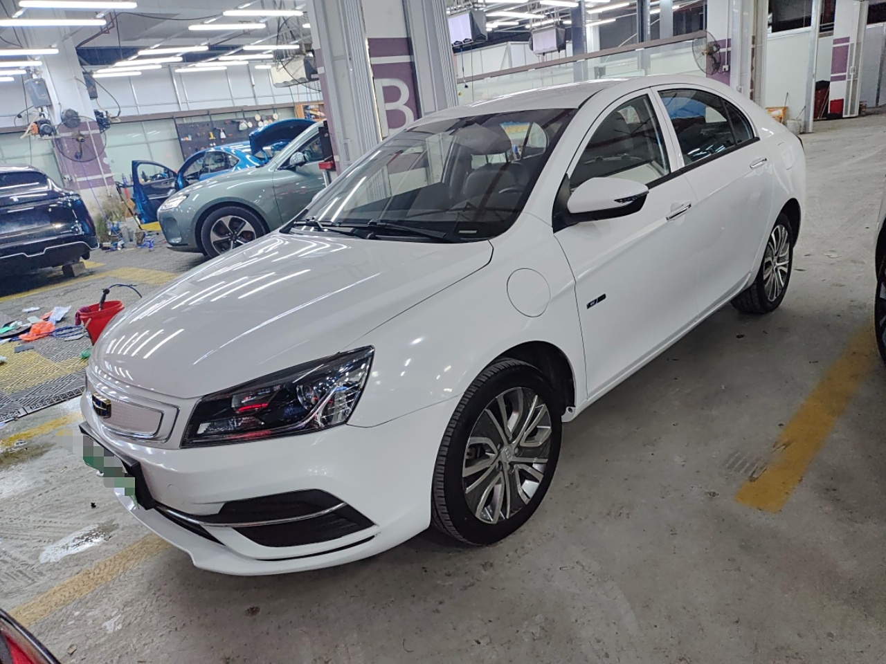GEELY Emgrand New Energy 2019 GEELY Emgrand New Energy 2019 car image