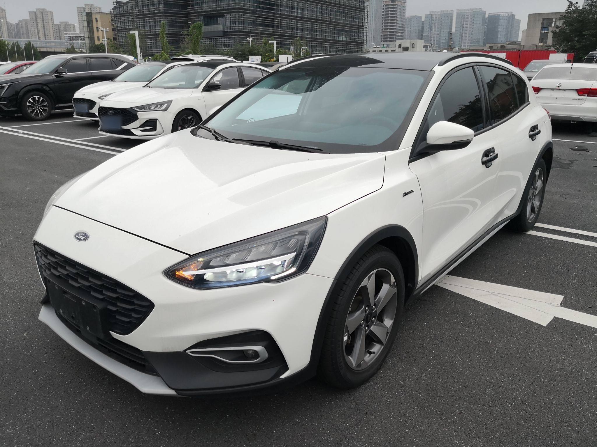 Ford Focus Active 2021 car image 
