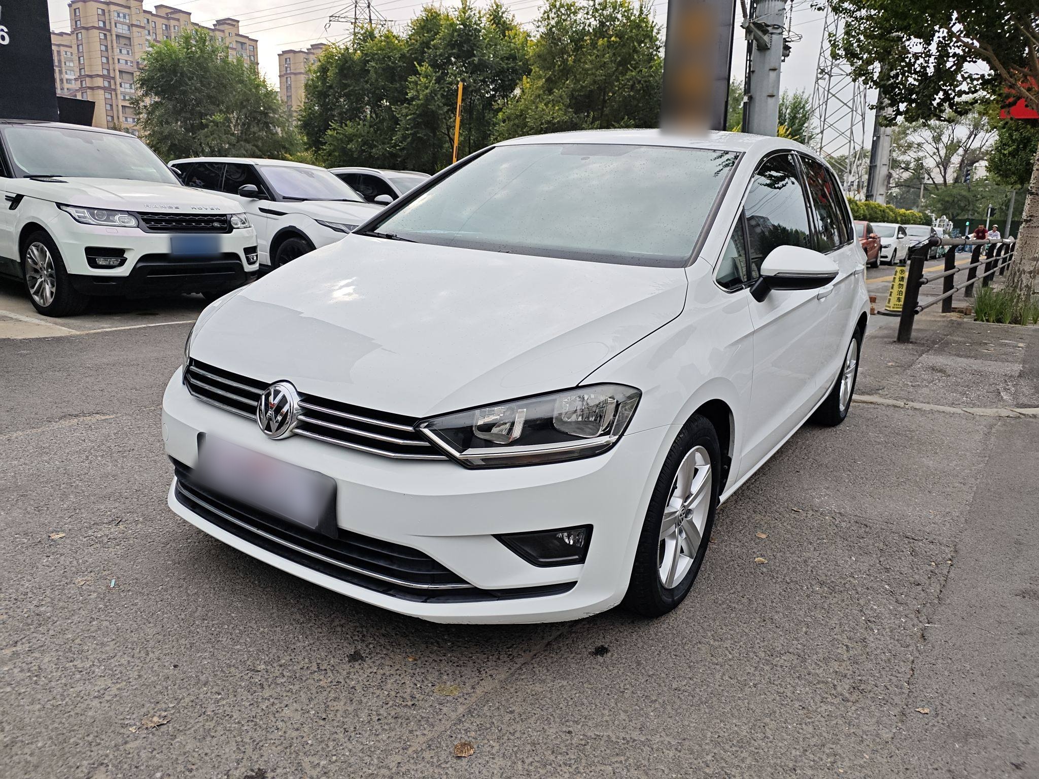 Volkswagen Golf Sportsvan 2017 Volkswagen Golf Sportsvan 2017 immagine di auto