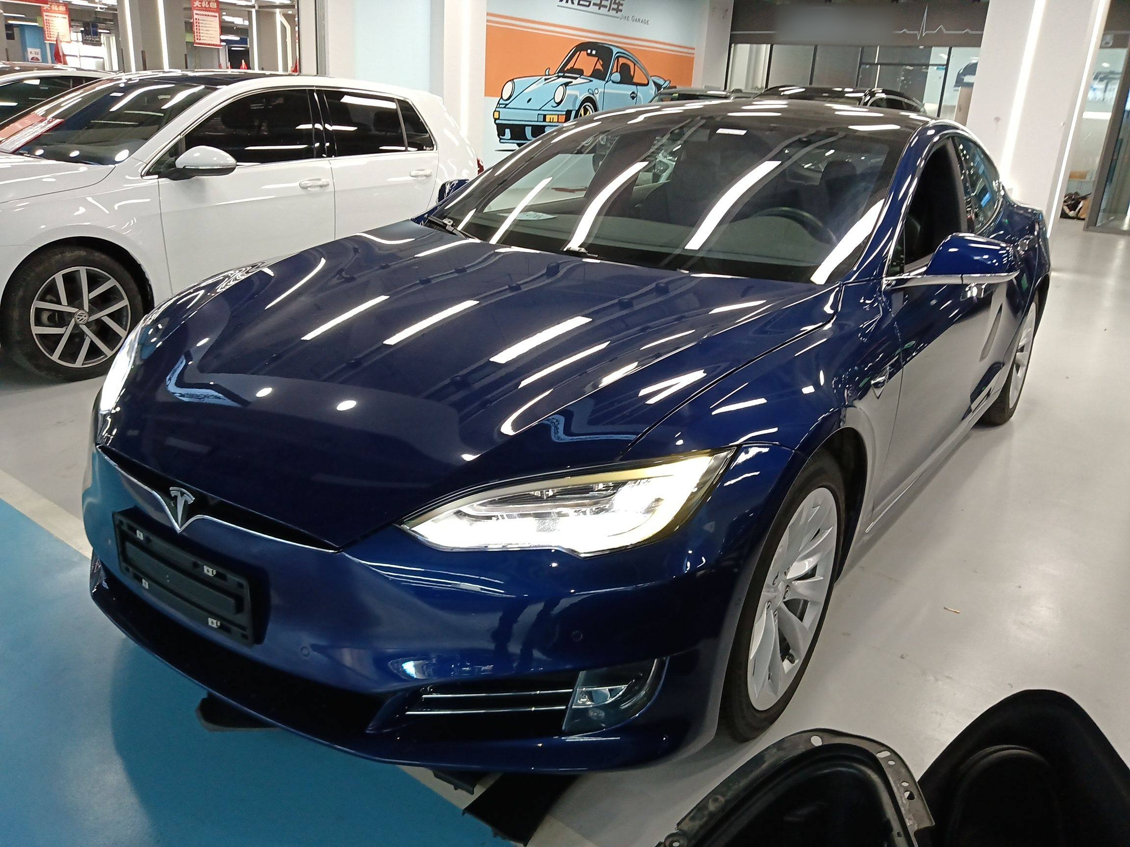 Tesla Model S 2018 汽车图片 