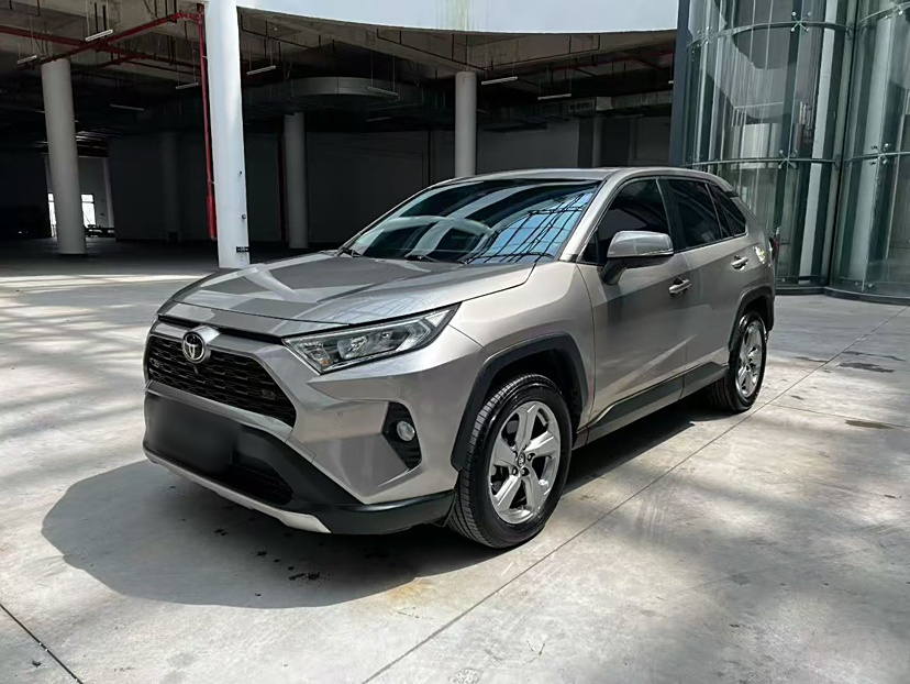 Toyota RAV4 (Imported) 2022 Toyota RAV4 (Imported) 2022 immagine di auto