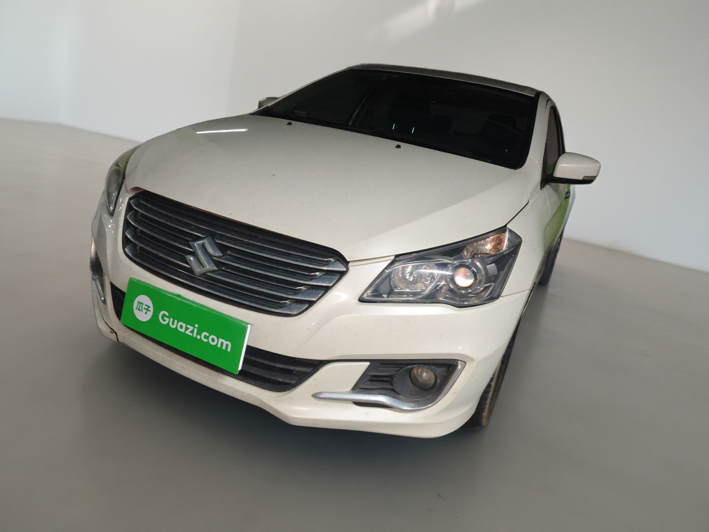 Suzuki Ciaz 2017 汽车图片 