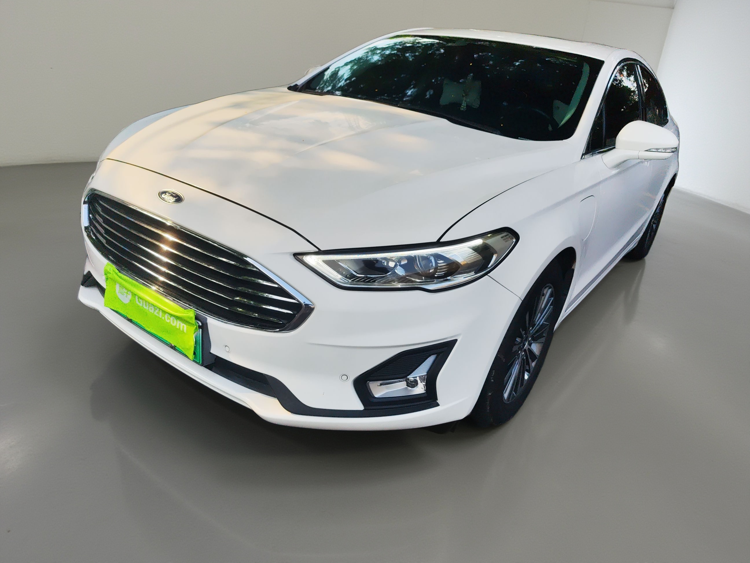 Ford Mondeo New Energy 2018 car image 