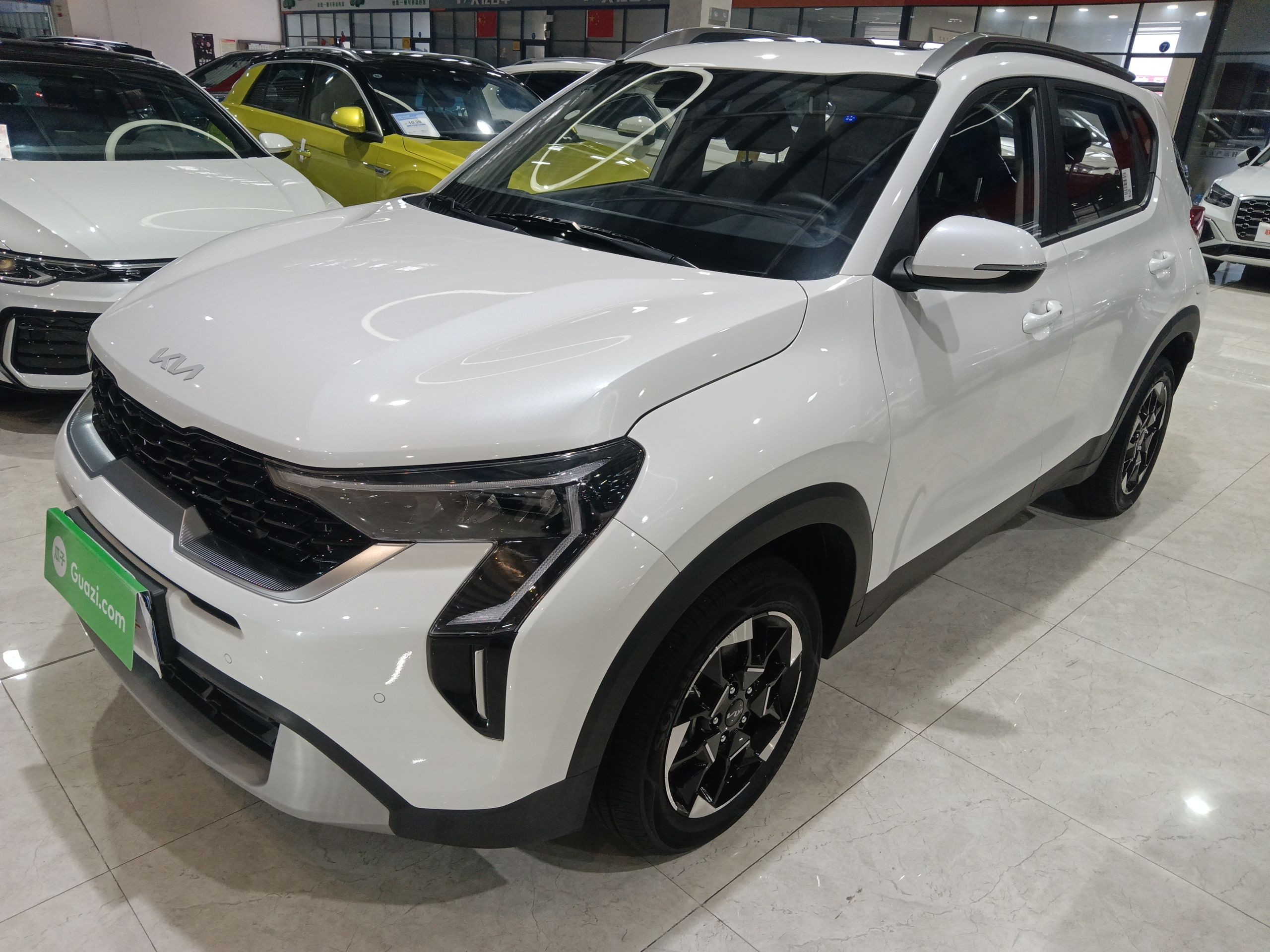 Kia Sonet 2024 汽车图片 