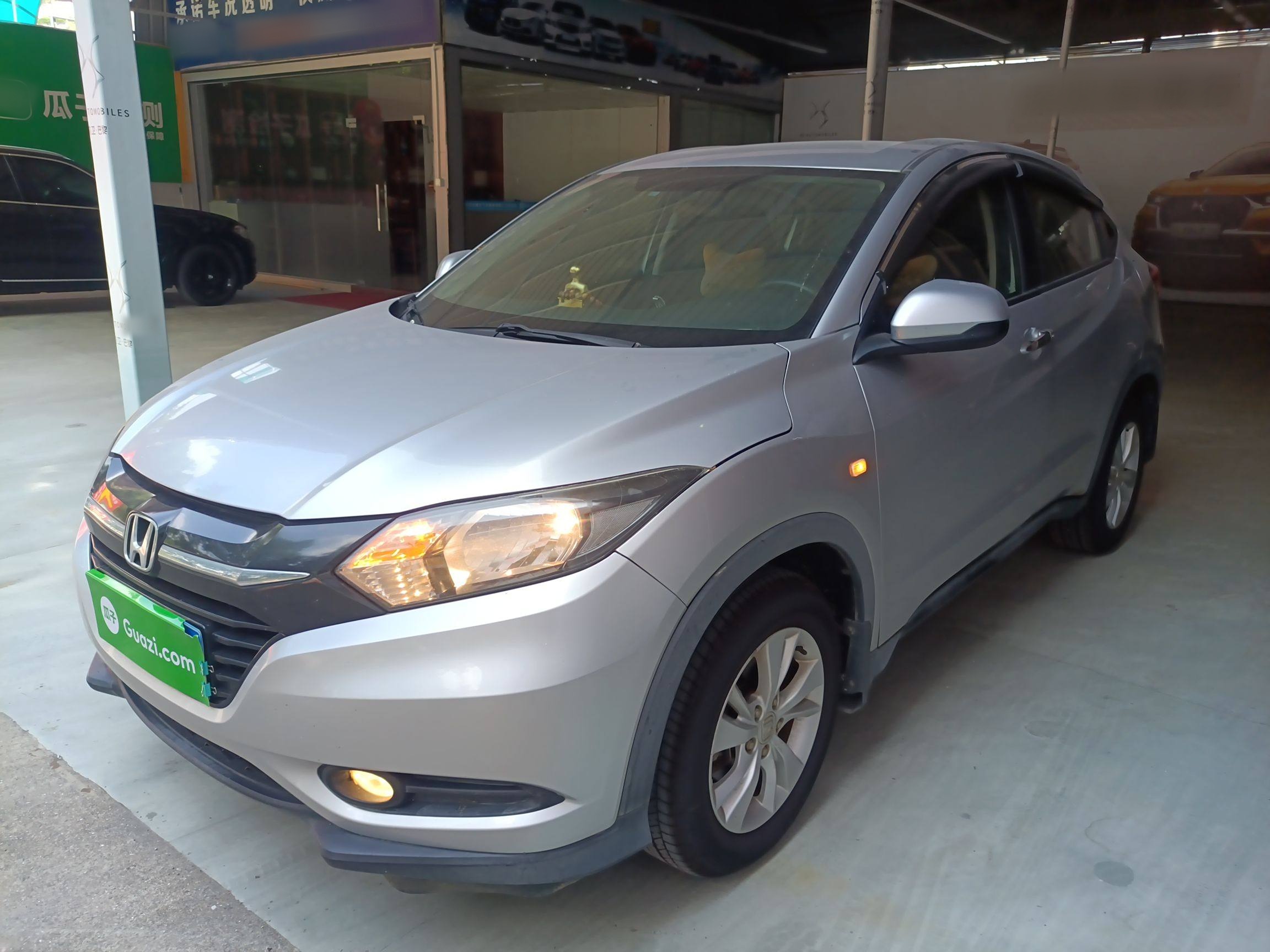 Honda VEZEL 2016 car image 