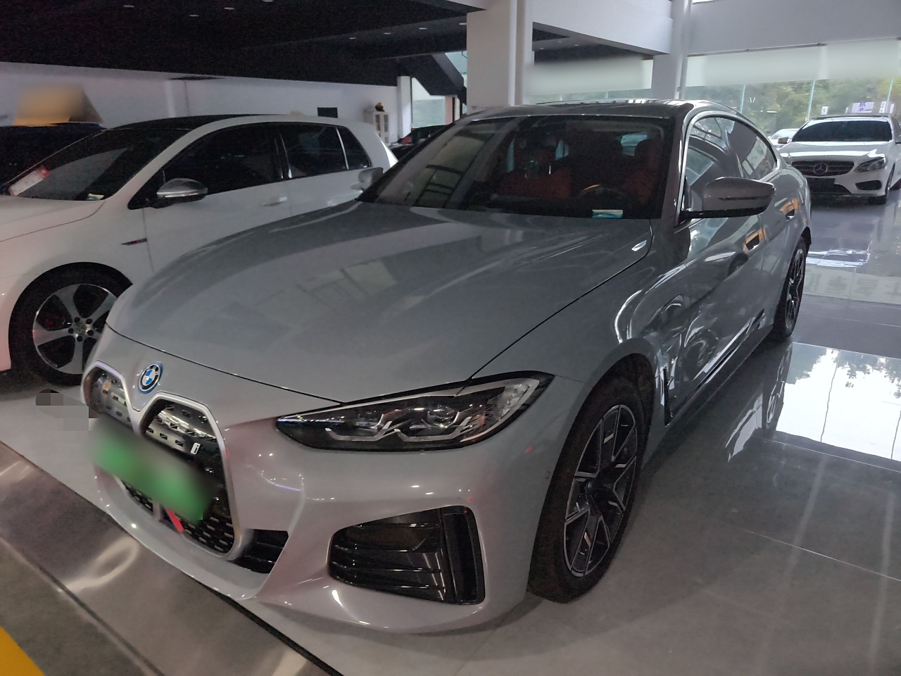 BMW i4 M50 2023 car image 