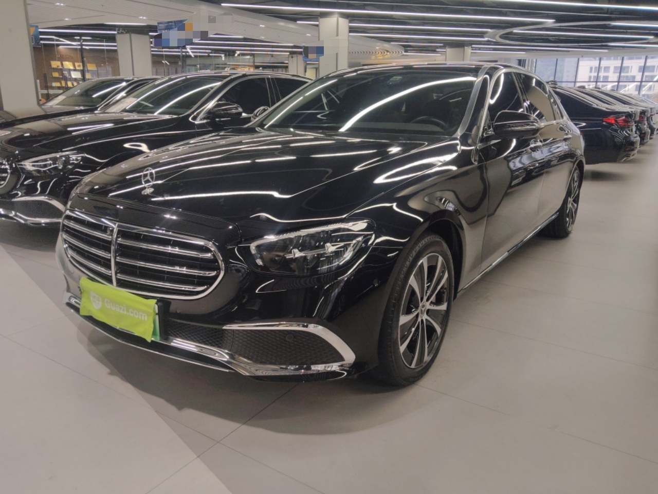 Mercedes-Benz E Class New Energy 2023 car image 