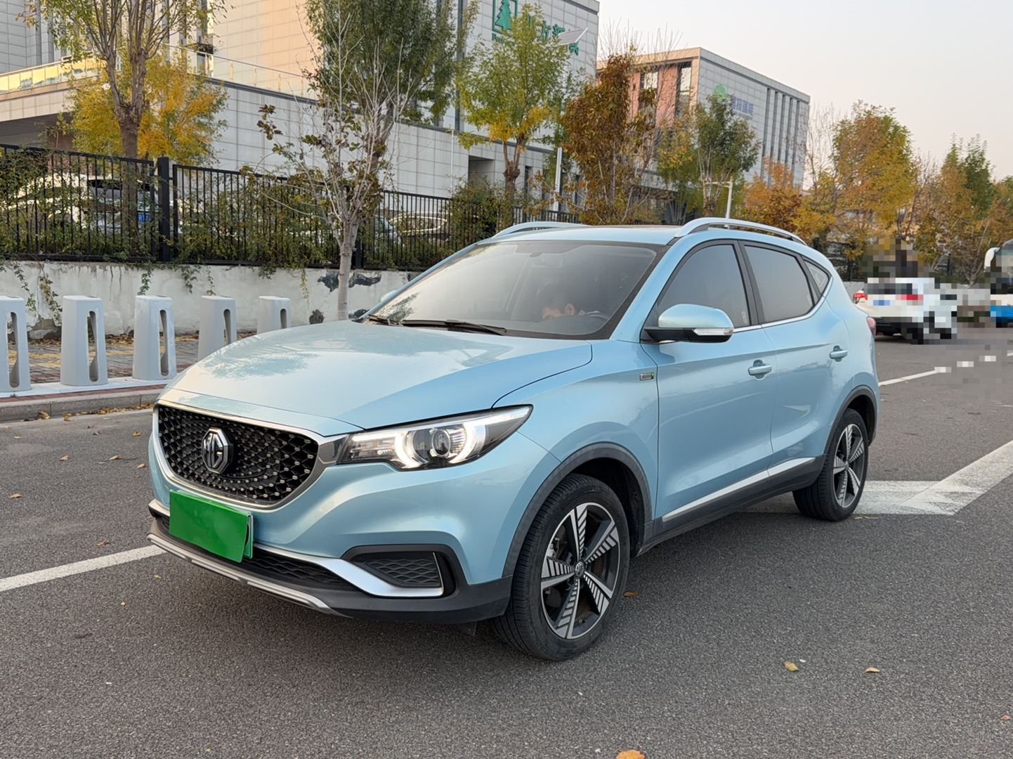 MG EZS Electric 2021 MG EZS Electric 2021 car image