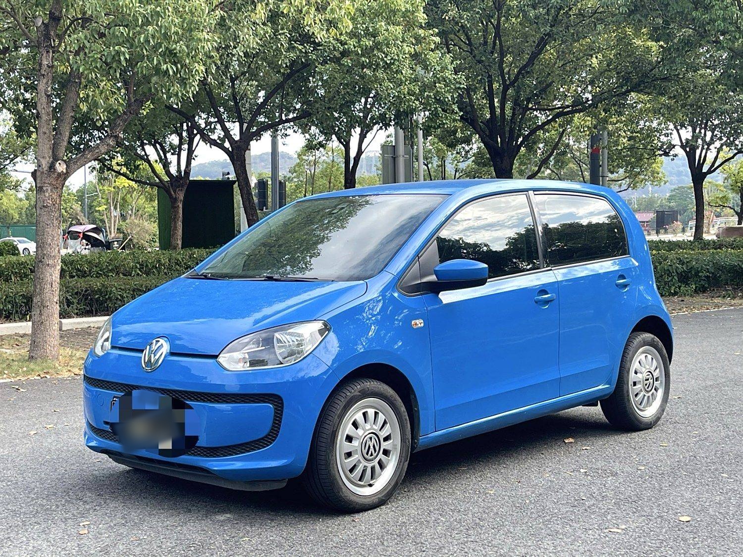 Volkswagen up! 2016 Volkswagen up! 2016 immagine di auto