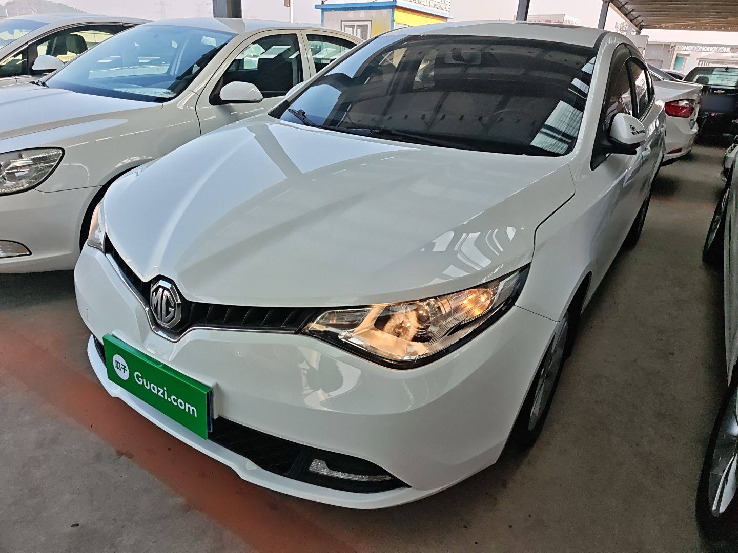 MG GT 2018 MG GT 2018 car image