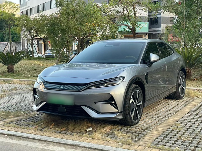 BYD SongL EV 2024 car image 