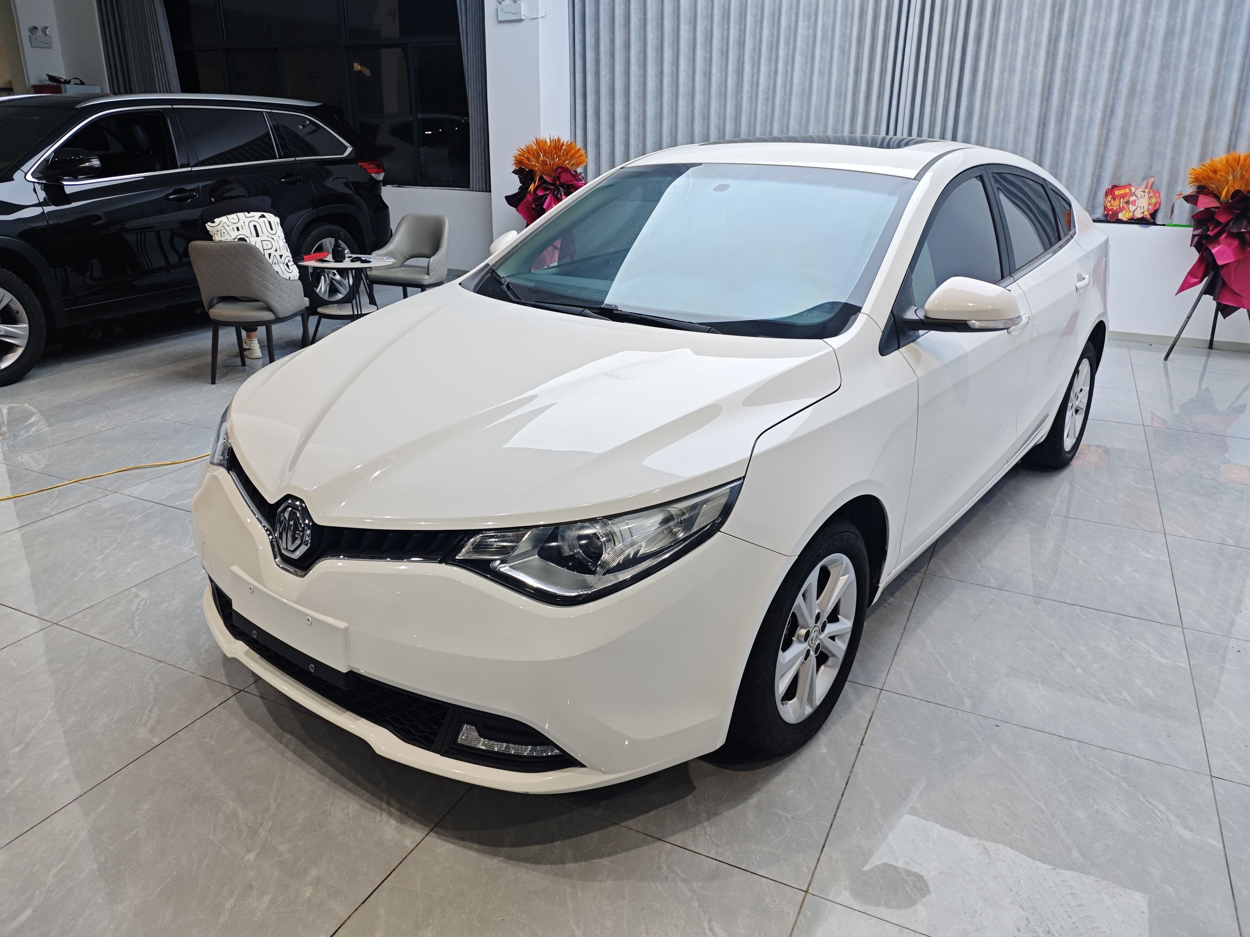 MG GT 2019 MG GT 2019 car image