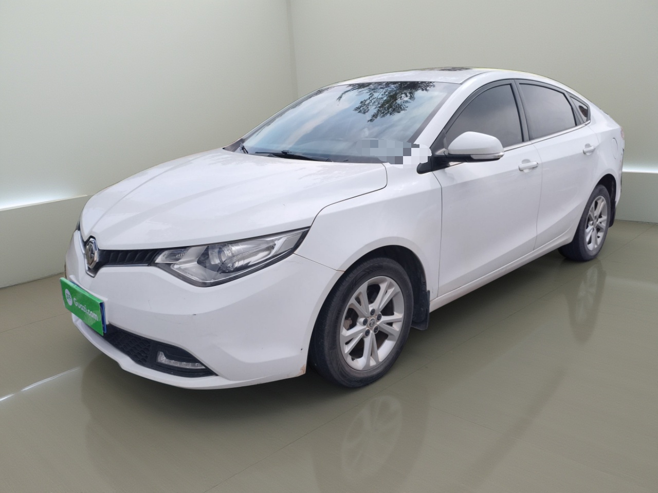 MG GT 2016 MG GT 2016 car image