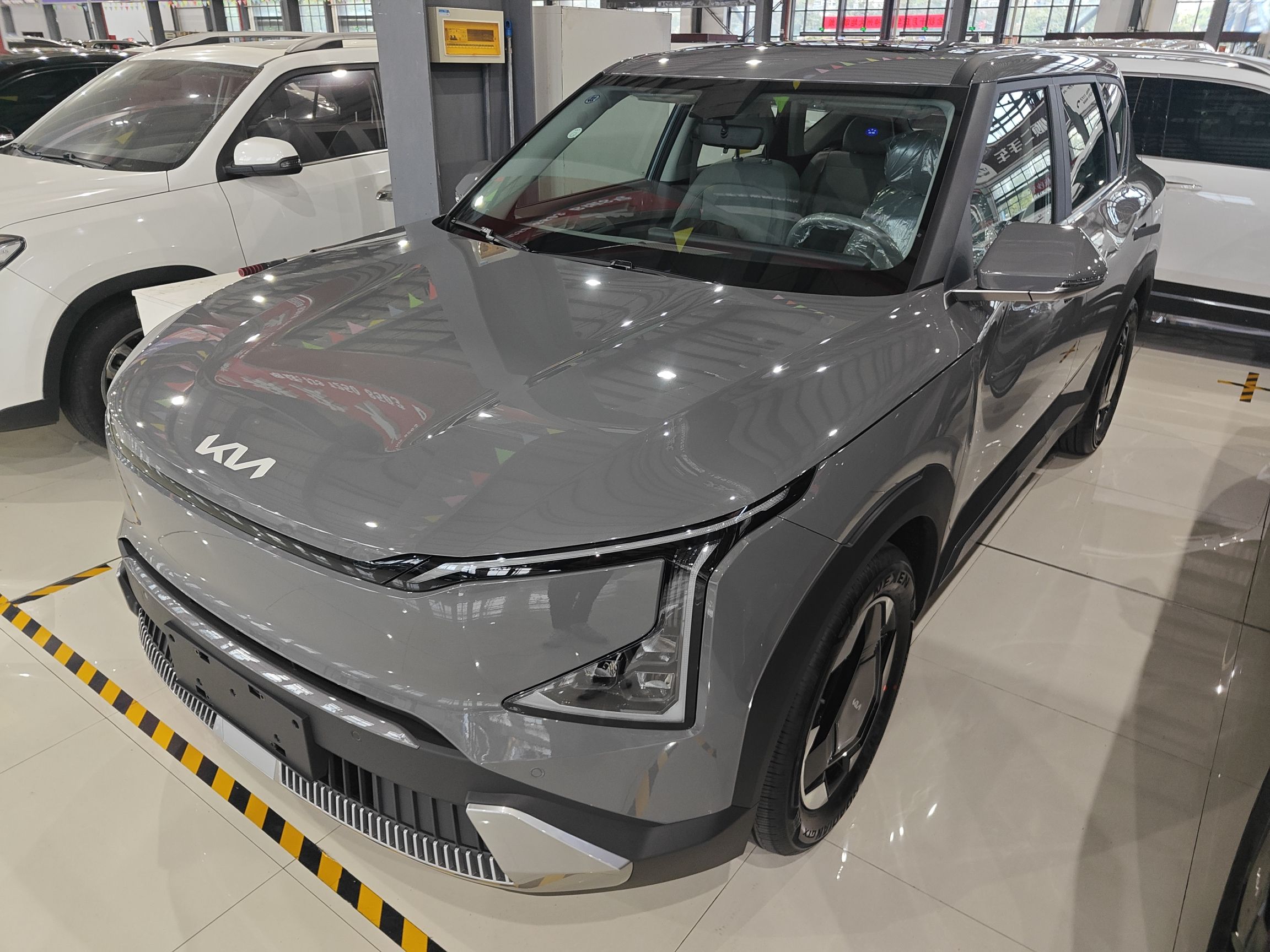 Kia EV5 2025 汽车图片 