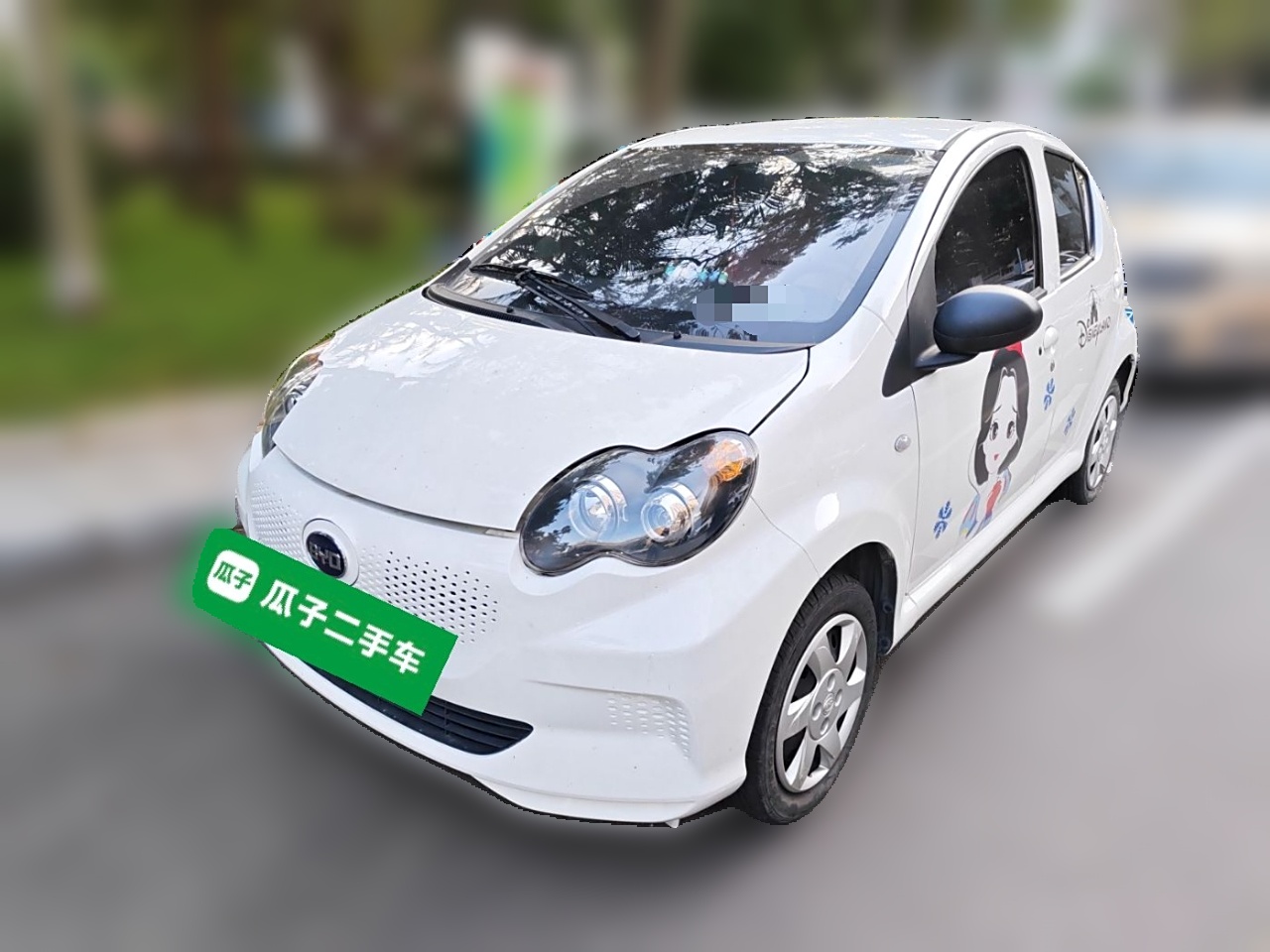 BYD e1 2020 car image 