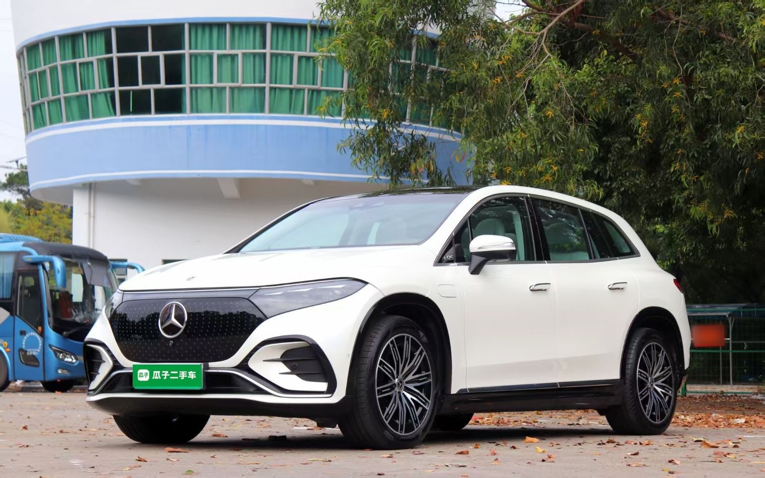 Mercedes-Benz EQS SUV 2023 Mercedes-Benz EQS SUV 2023 car image