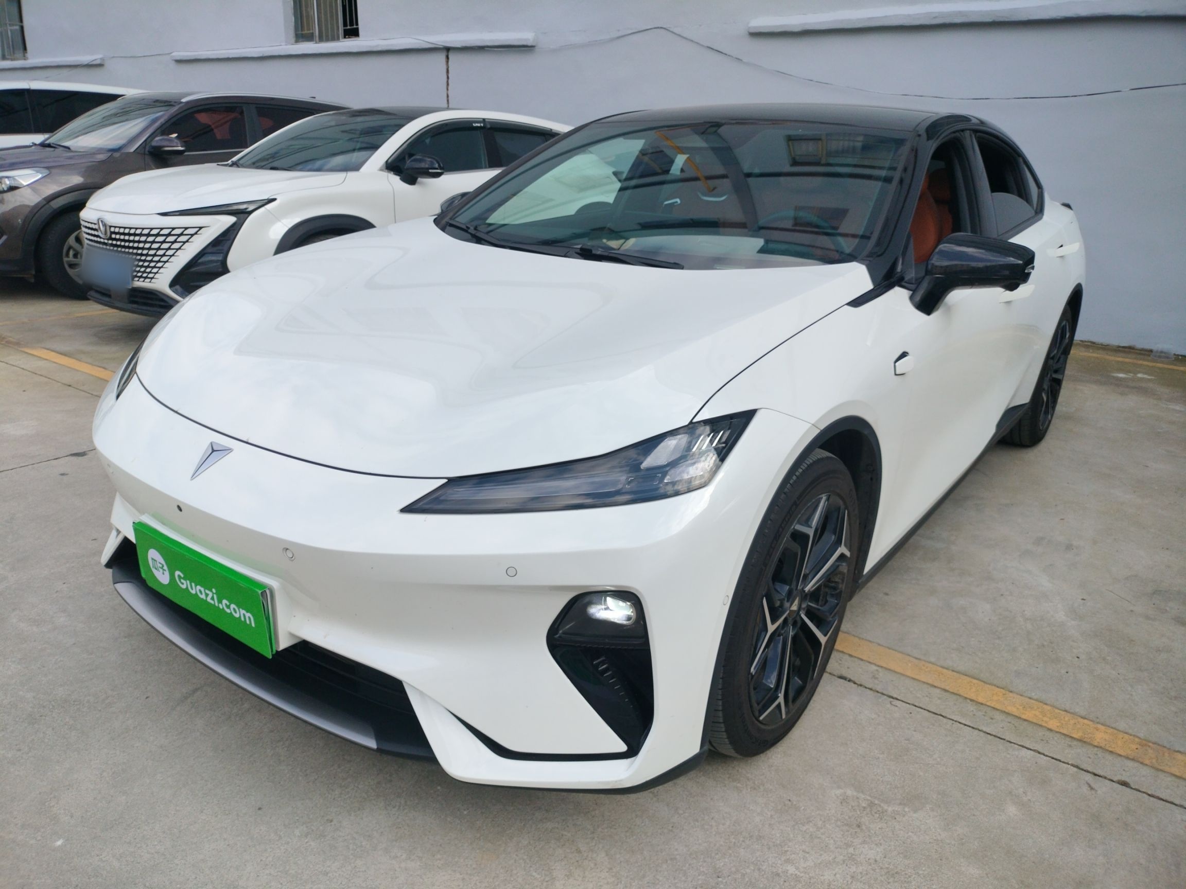 Deepal L07 2025 car image 