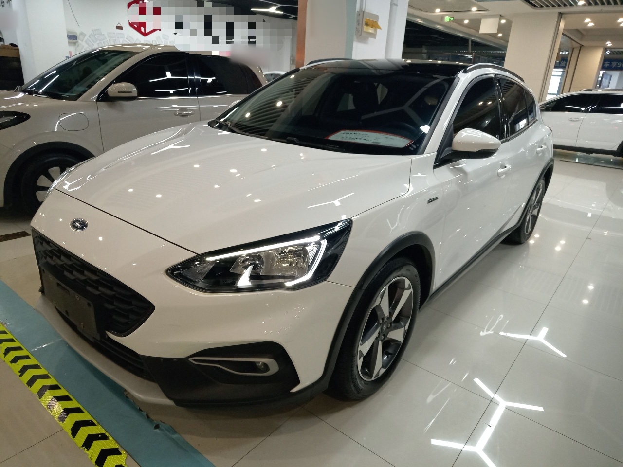 Ford Focus Active 2020 car image 