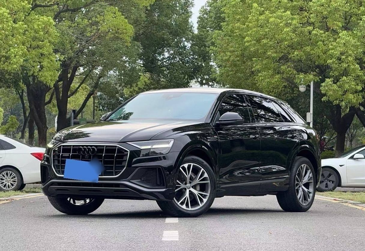 Audi Q8 2020 car image 