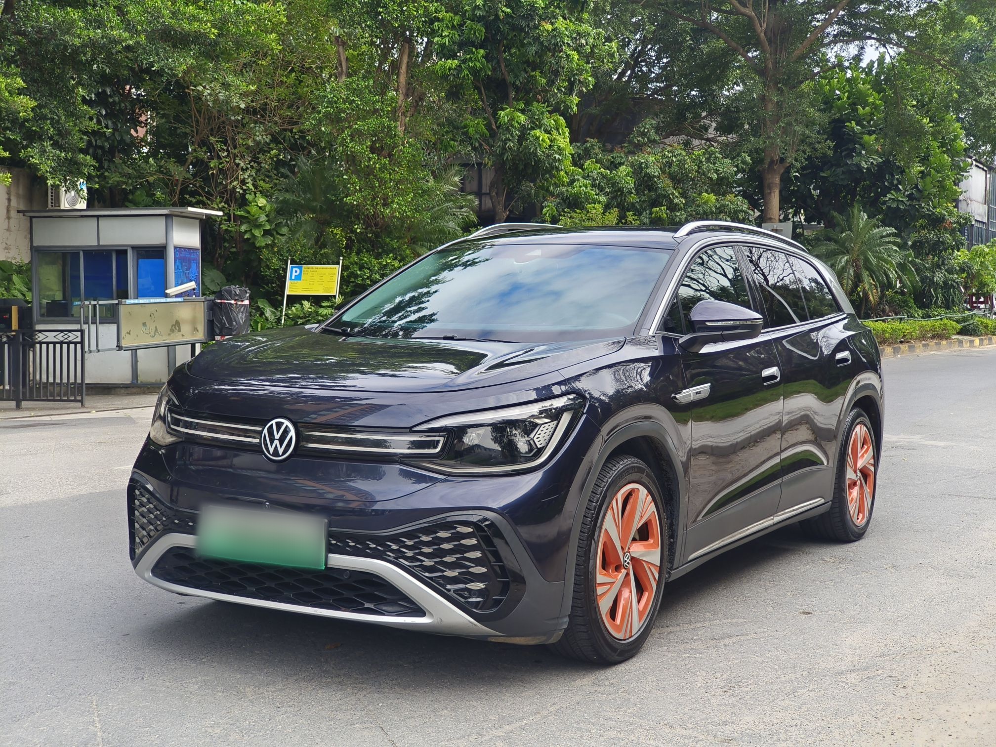 Volkswagen ID.6 Crozz 2022 immagine di auto 